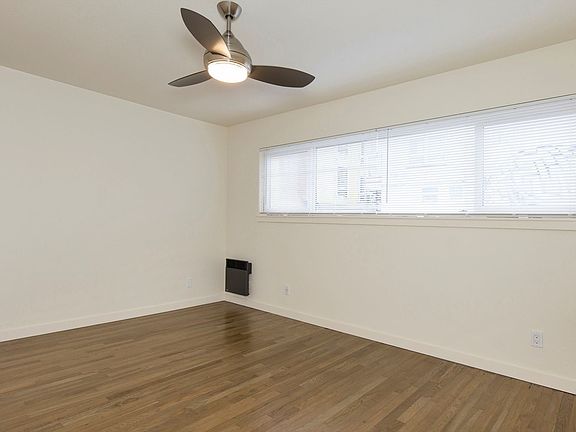 3rd image of 4427 5th Ave NE APT 12