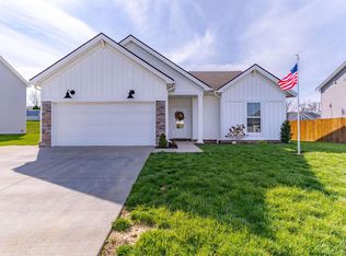 1245 Helen Ct, Boonville, IN 47601