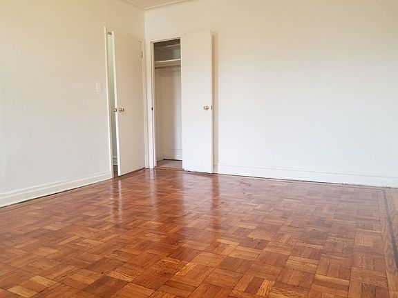 5th image of 533 Ocean Ave #5E