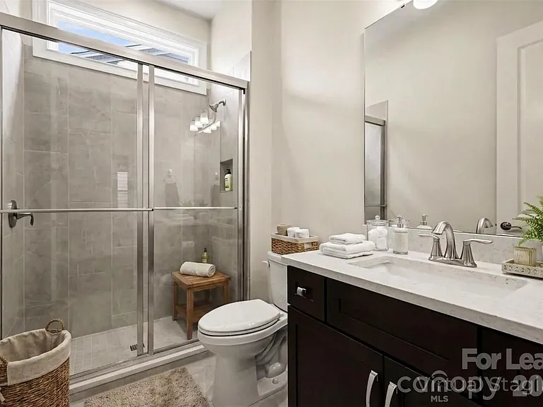 2026 Lake Como Dr — Photo 20