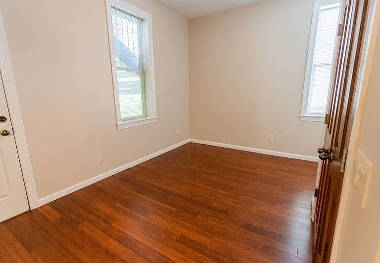 181 N Main St #203 — Photo 3