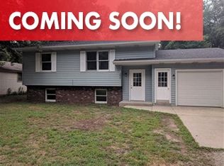 290 Garfield Ave, Holland, MI 49424