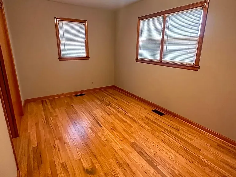 1311 Korb Ave — Photo 6