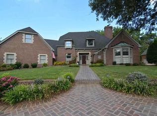 807 Canterbury Dr, Evansville, IN