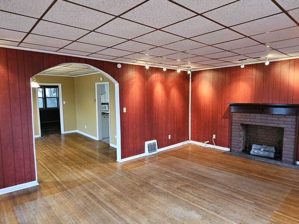 24 Mulberry St #24