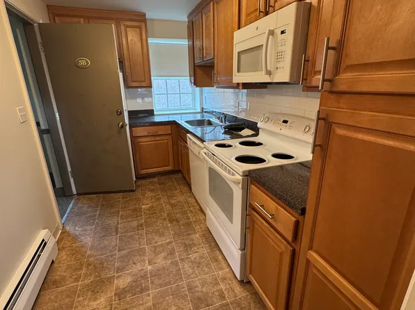 42 Worthen Rd, Lexington, MA 02421