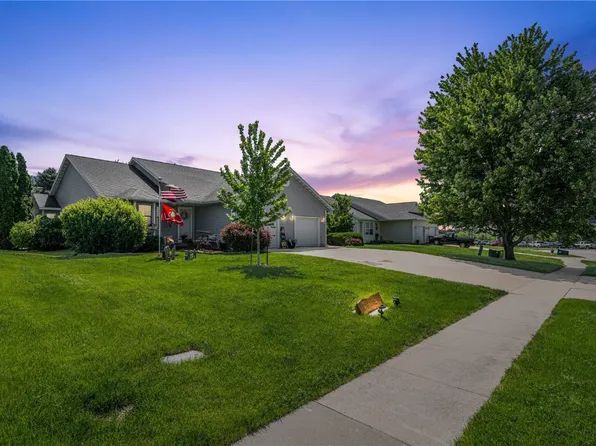 822 10th Ave SW #B, Mount Vernon, IA 52314