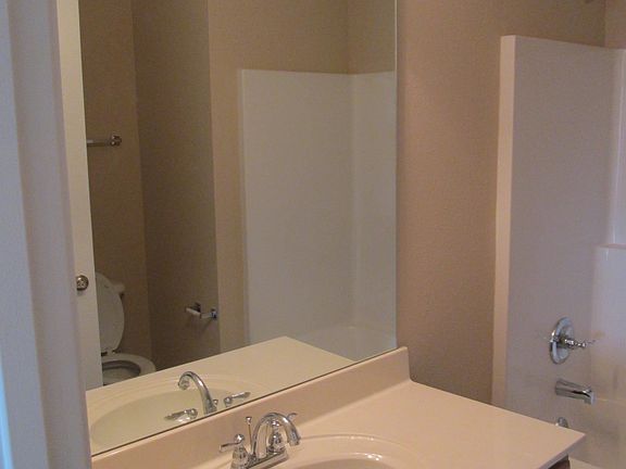 4th image of 1512 Passage Dr