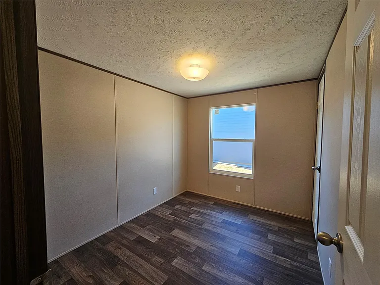 16299 Crockett Martin Estates Dr — Photo 20