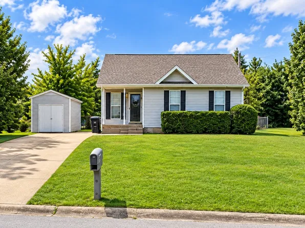 954 Winesap Rd, Clarksville, TN 37040