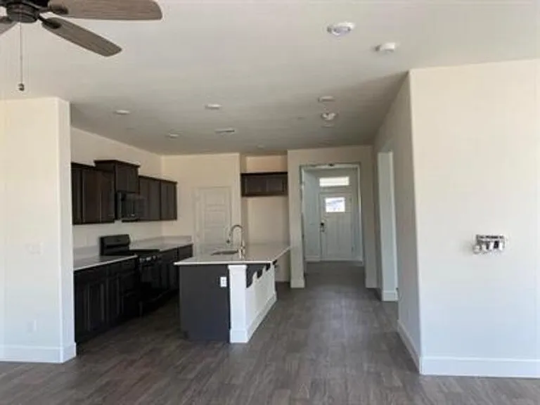 2459 Robledo Way — Photo 36