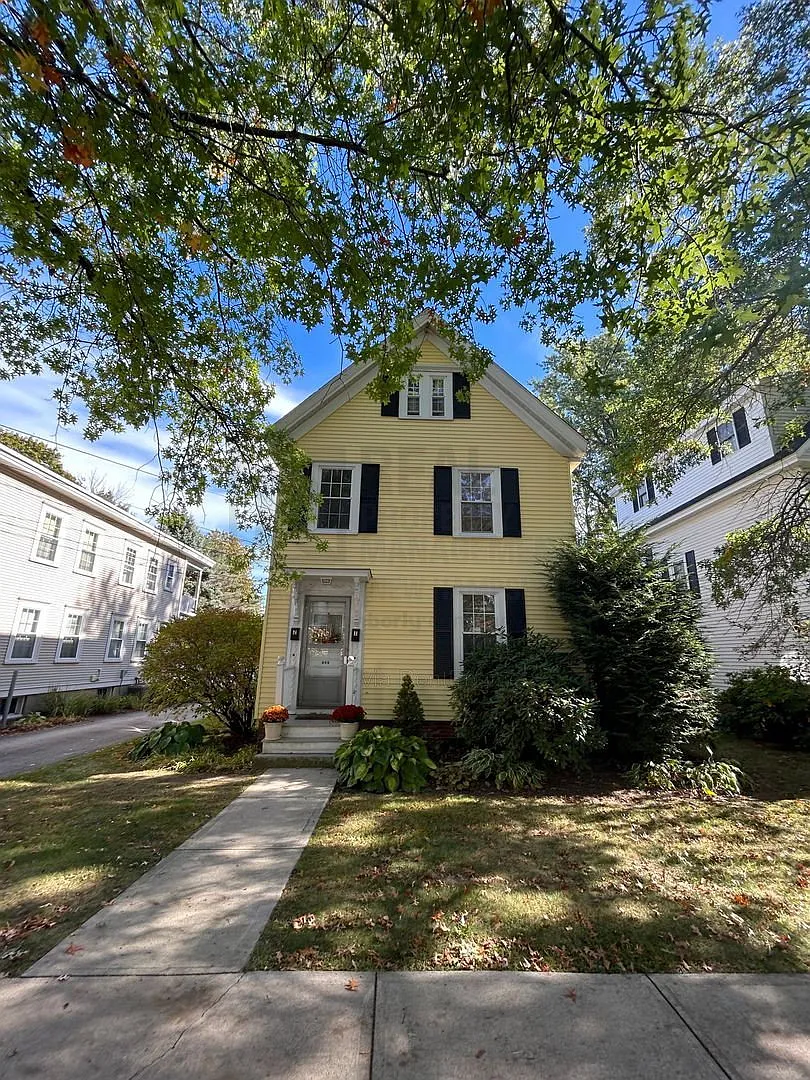 1 bed, 1.0 bath, $2,500 — Photo 1