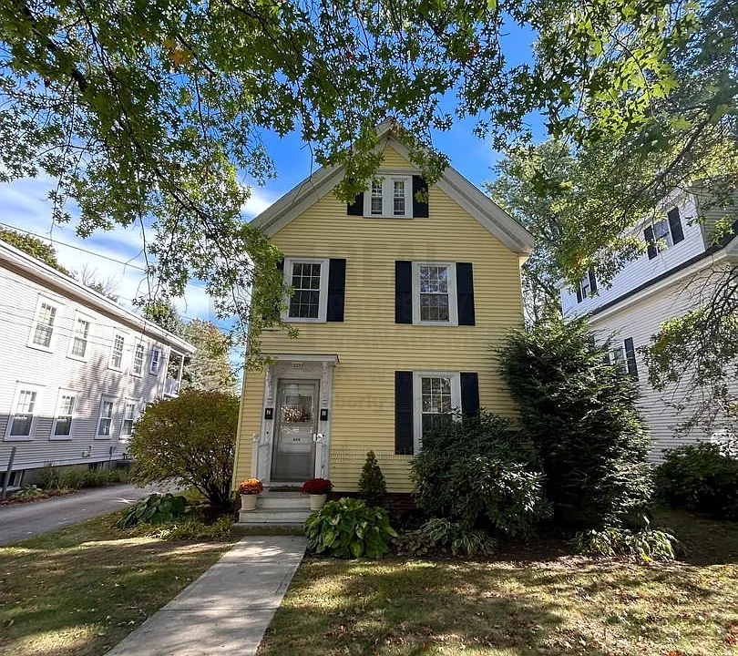 285 Richards Ave #1