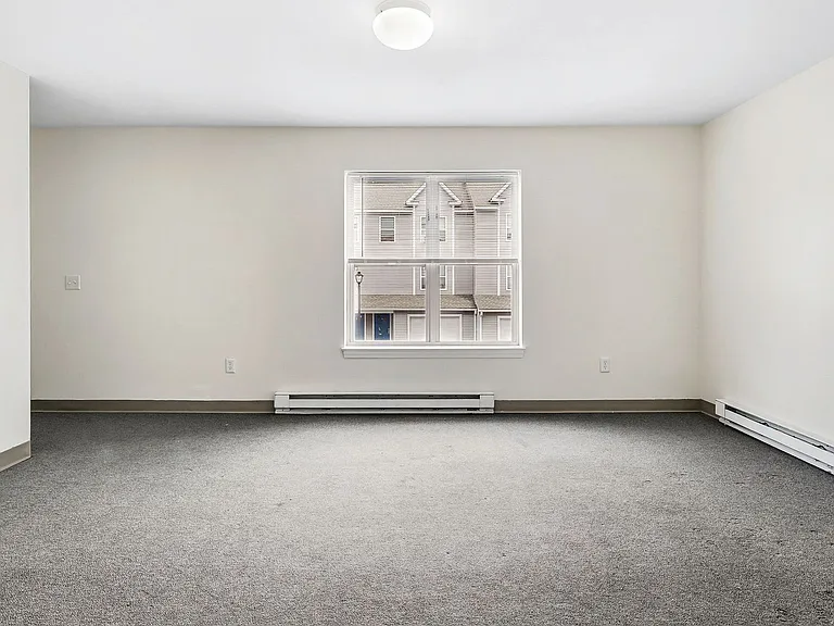 Chestnut Townhomes — Photo 15