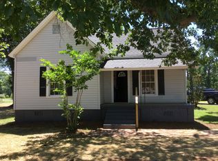 40 Lee St, Iva, SC 29655