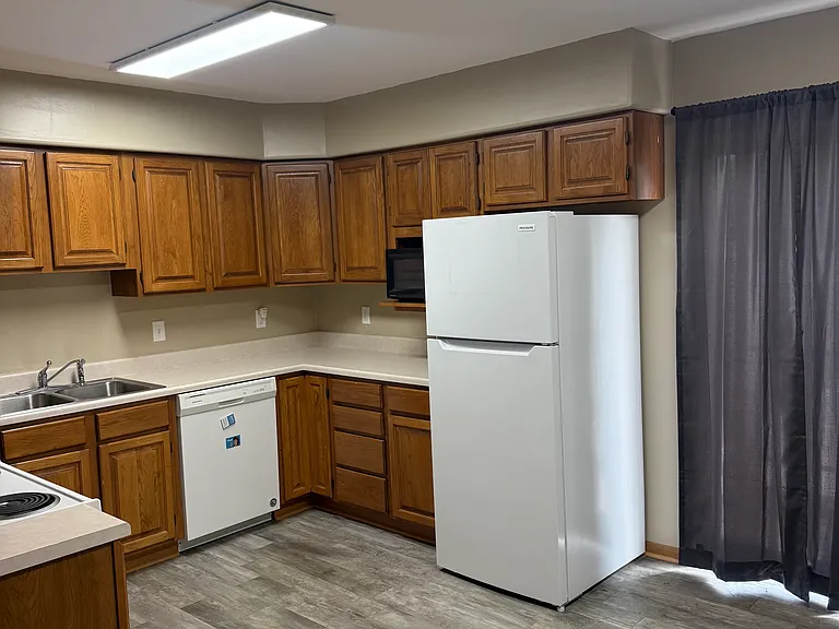 101 S Grass St #3 — Photo 1