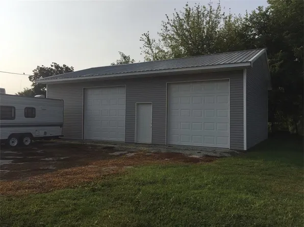 1201 5th Ave, Vinton, IA 52349