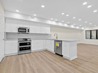 20-39 31st St #1A, Astoria, NY 11105