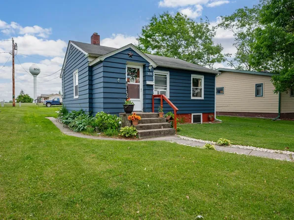 309 8th Ave, Bovey, MN 55709