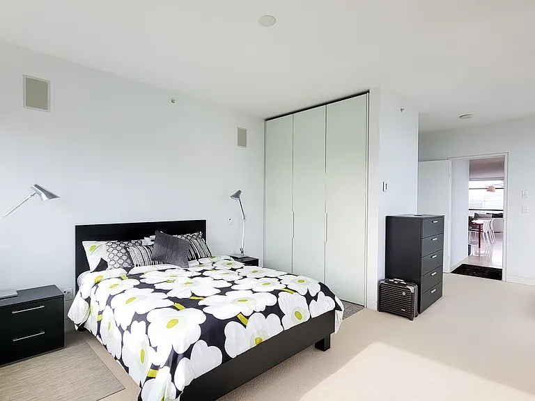 838 Hastings St W #2401 — Photo 20