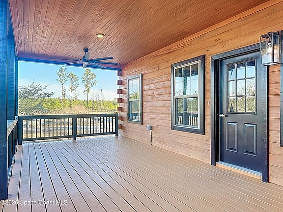 4th image of 46700 Middle Rd