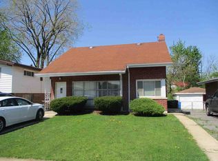 8326 S Dorchester Ave, Chicago, IL