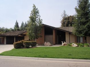 1692 S Bailey Ave, Fresno, CA 93727