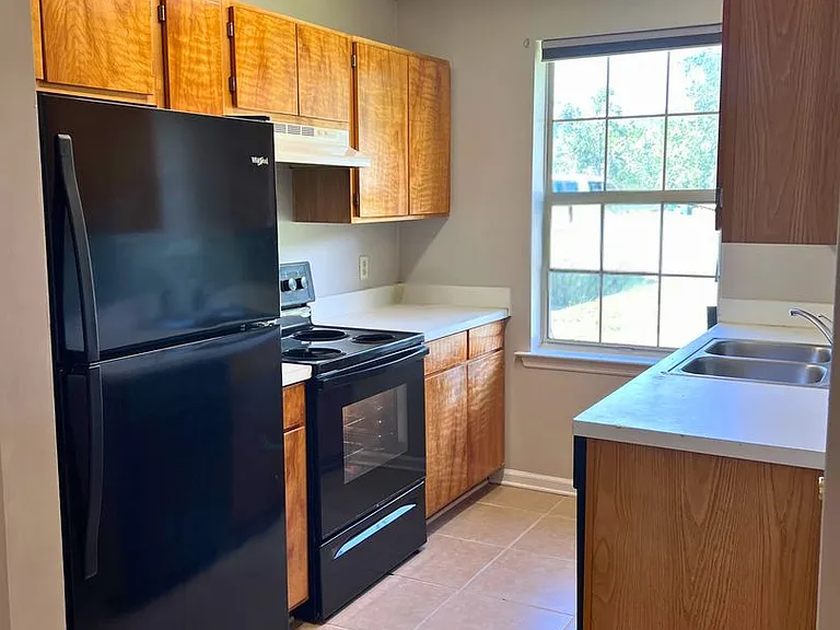410 Admirals Walk Dr — Photo 6