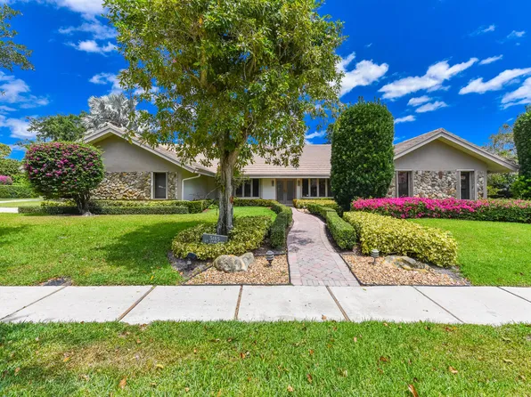3185 Saint James Dr, Boca Raton, FL 33434