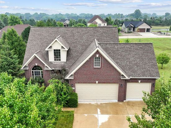 217 Potterstone Dr, Dundee, MI 48131