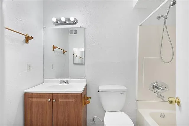 502 Behrman Hwy — Photo 9