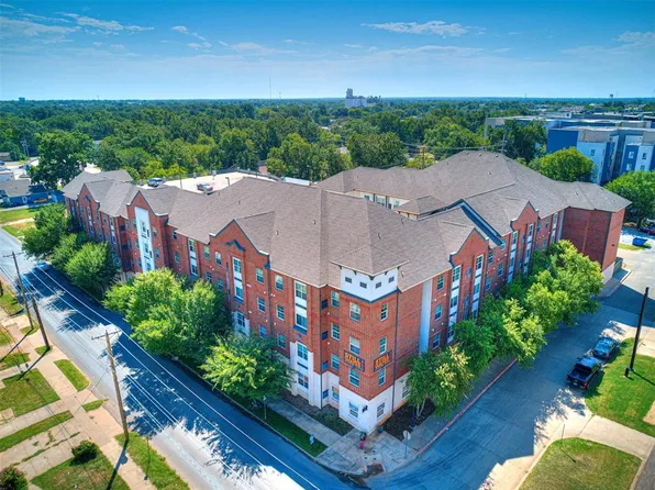 251 W Miller Ave #210, Stillwater, OK 74075