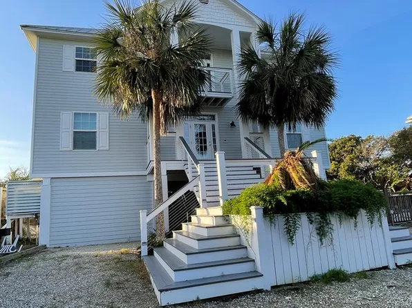 1532 Seaside Dr, Eastpoint, FL 32328