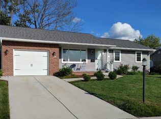 1203 Westminster Dr, Washington, IL