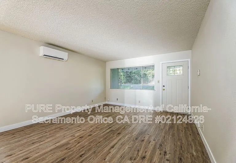 4525 Pennsylvania Ave #B — Photo 9