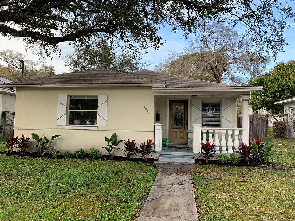 1st image of 1007 W Columbus Dr