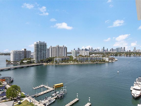 2nd image of 1800 Sunset Harbour Dr #1601