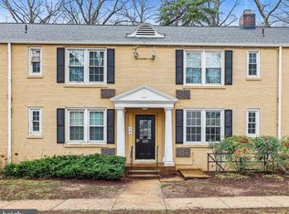 228 N Thomas St APT 3, Arlington, VA 22203