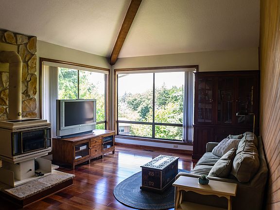 Living room 1