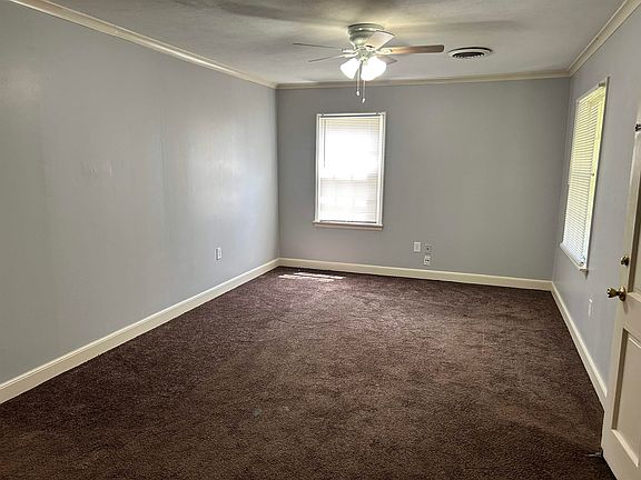 5th image of 4788 Bowen Ave