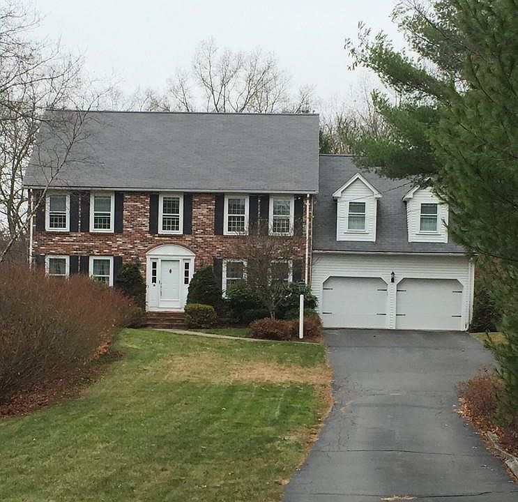 1st image of 14 Mountain Rock Ln