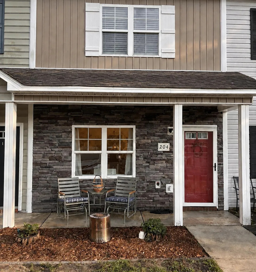 204 Justice Farm Dr — Photo 1