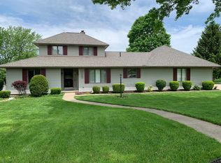 1236 Quaker Sq, Ashland, OH 44805
