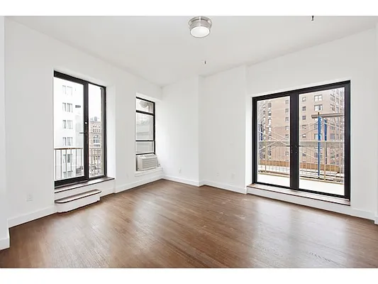 Rented by Mirador Real Estate | media 54