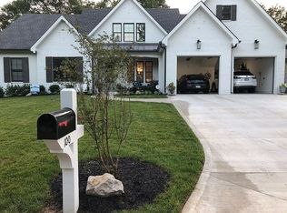 100 Glen Abbey Dr, Cookeville, TN 38506