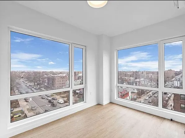333 Linden Boulevard image 1 of 17