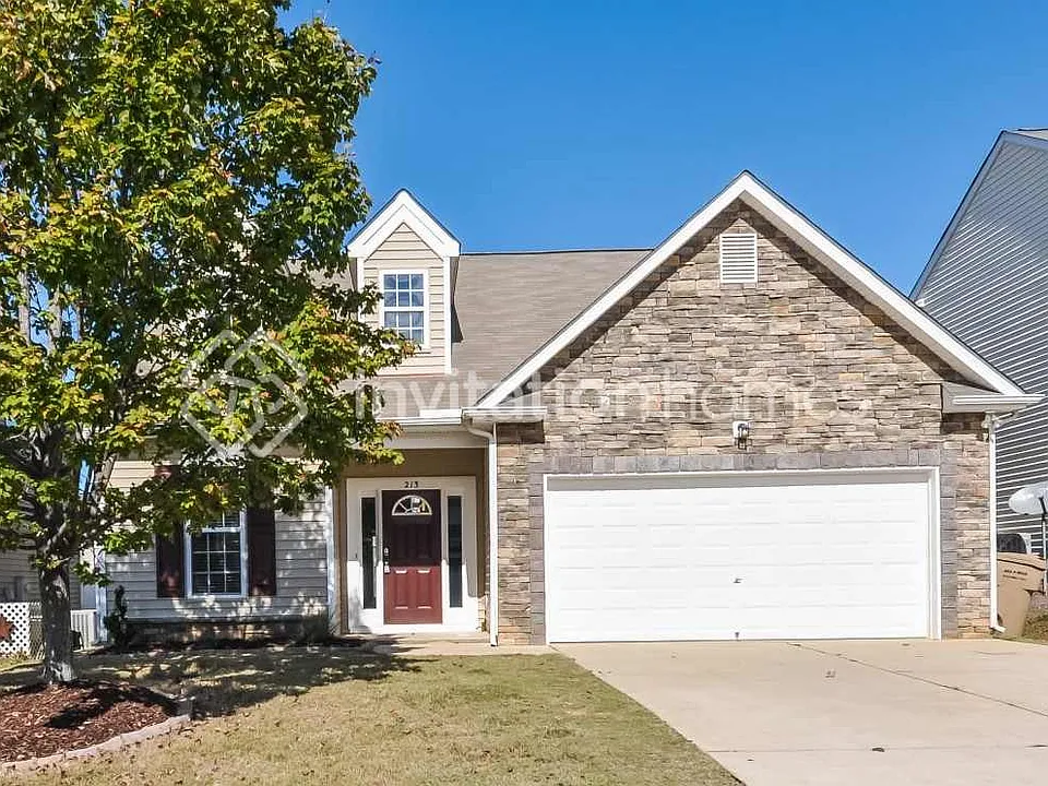 213 Haywood Ln
