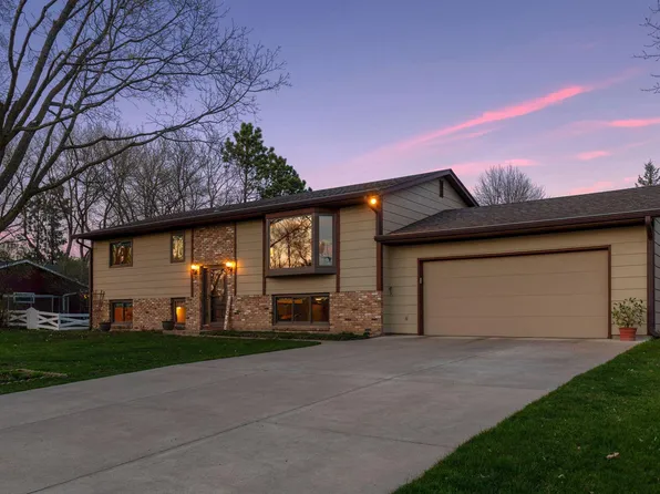 3 Anita Ave, Waconia, MN 55387