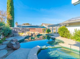 1730 Quincy Dr, Woodland, CA 95695