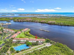 6082 SE Landing Way APT 11, Stuart, FL 34997